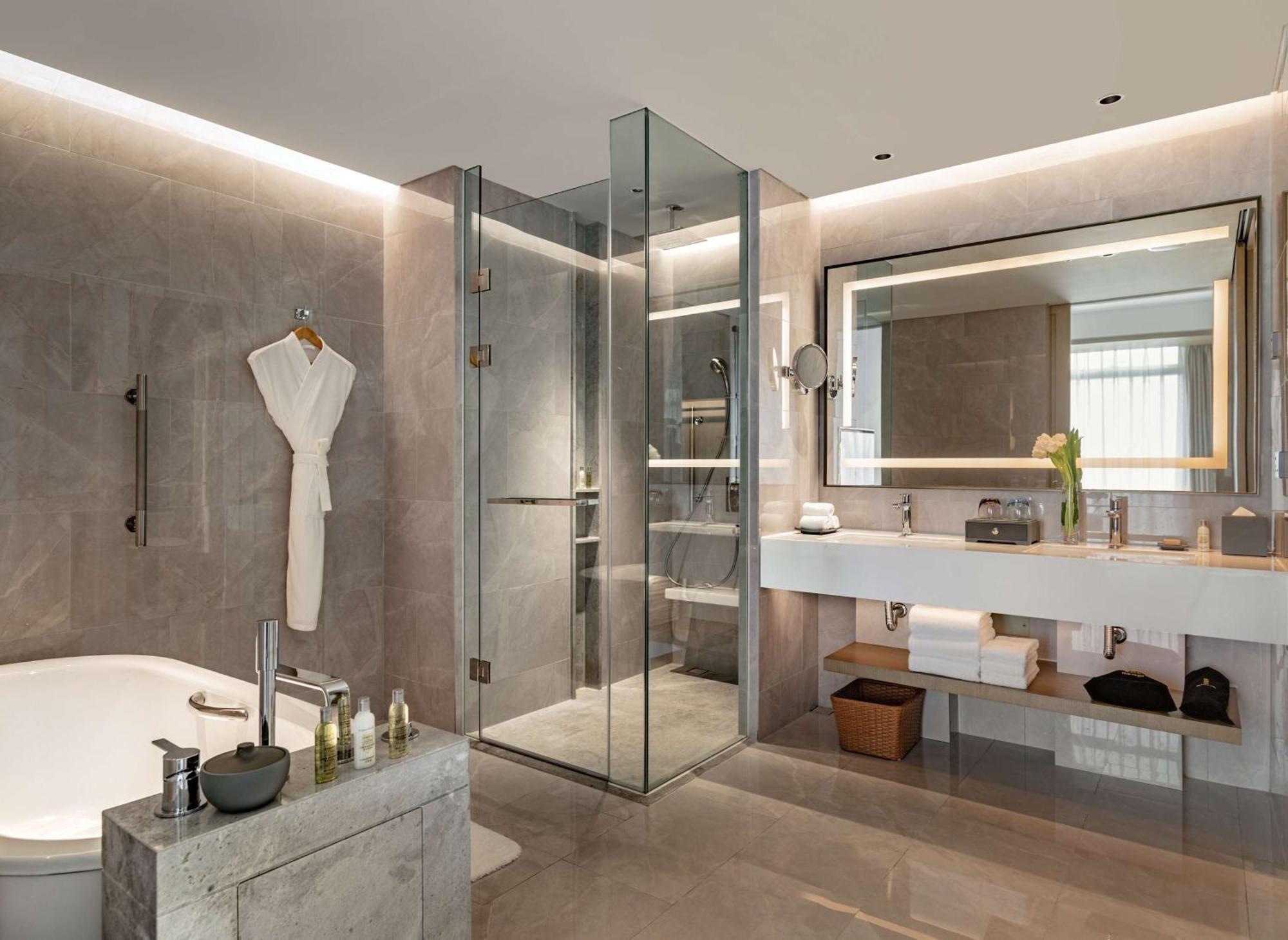 Hilton Garden Inn Shenzhen World Exhibition & Convention Center المظهر الخارجي الصورة