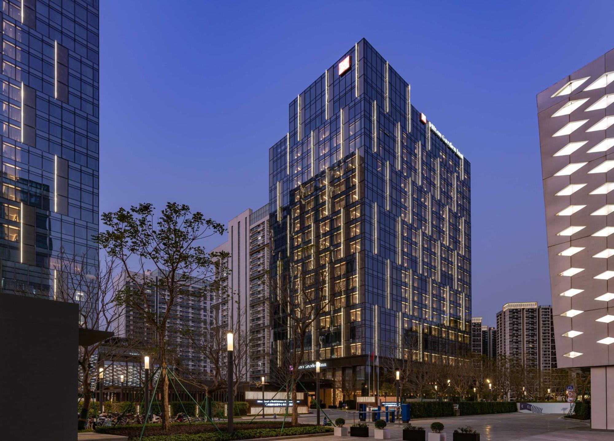 Hilton Garden Inn Shenzhen World Exhibition & Convention Center المظهر الخارجي الصورة