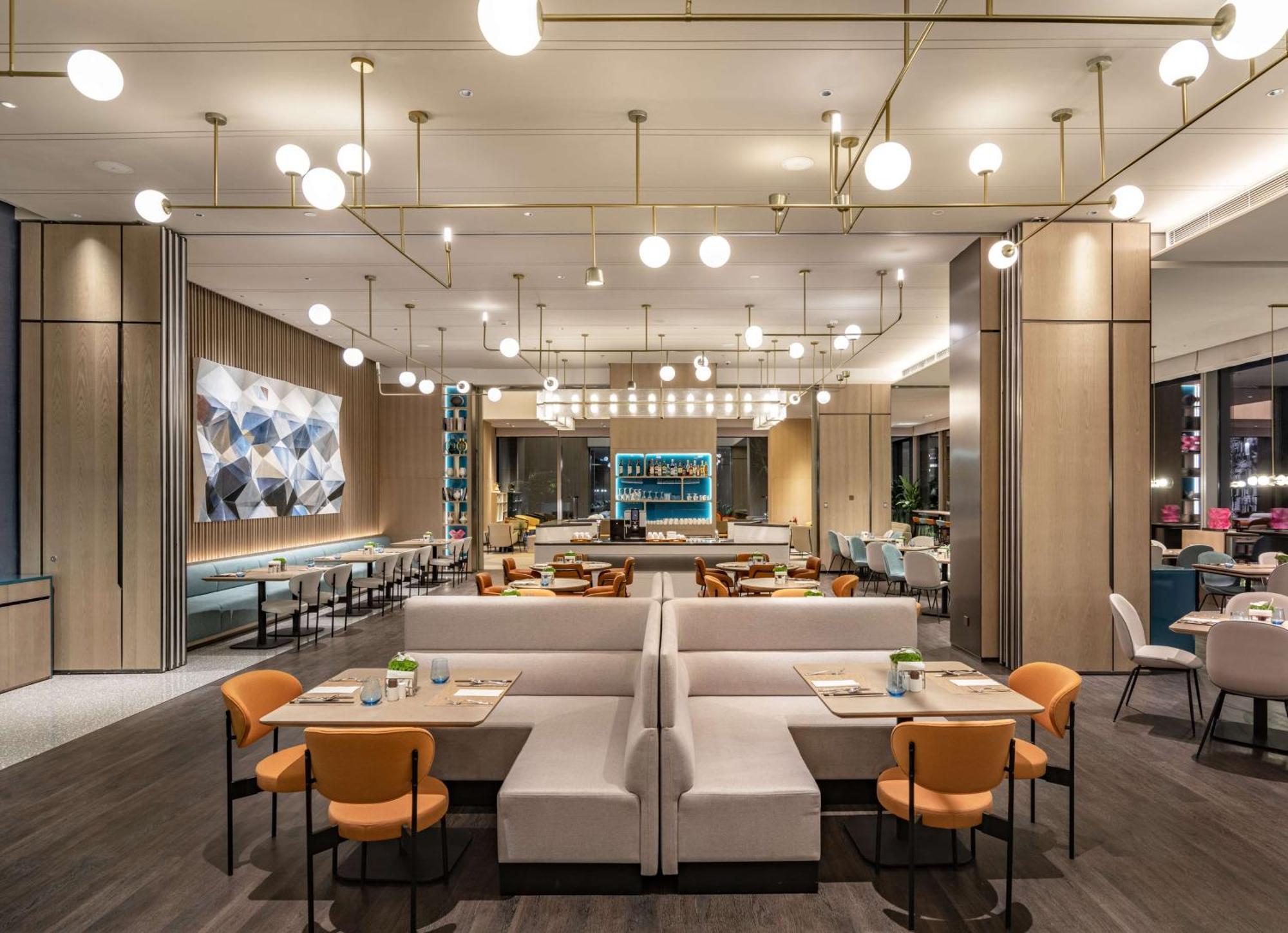 Hilton Garden Inn Shenzhen World Exhibition & Convention Center المظهر الخارجي الصورة